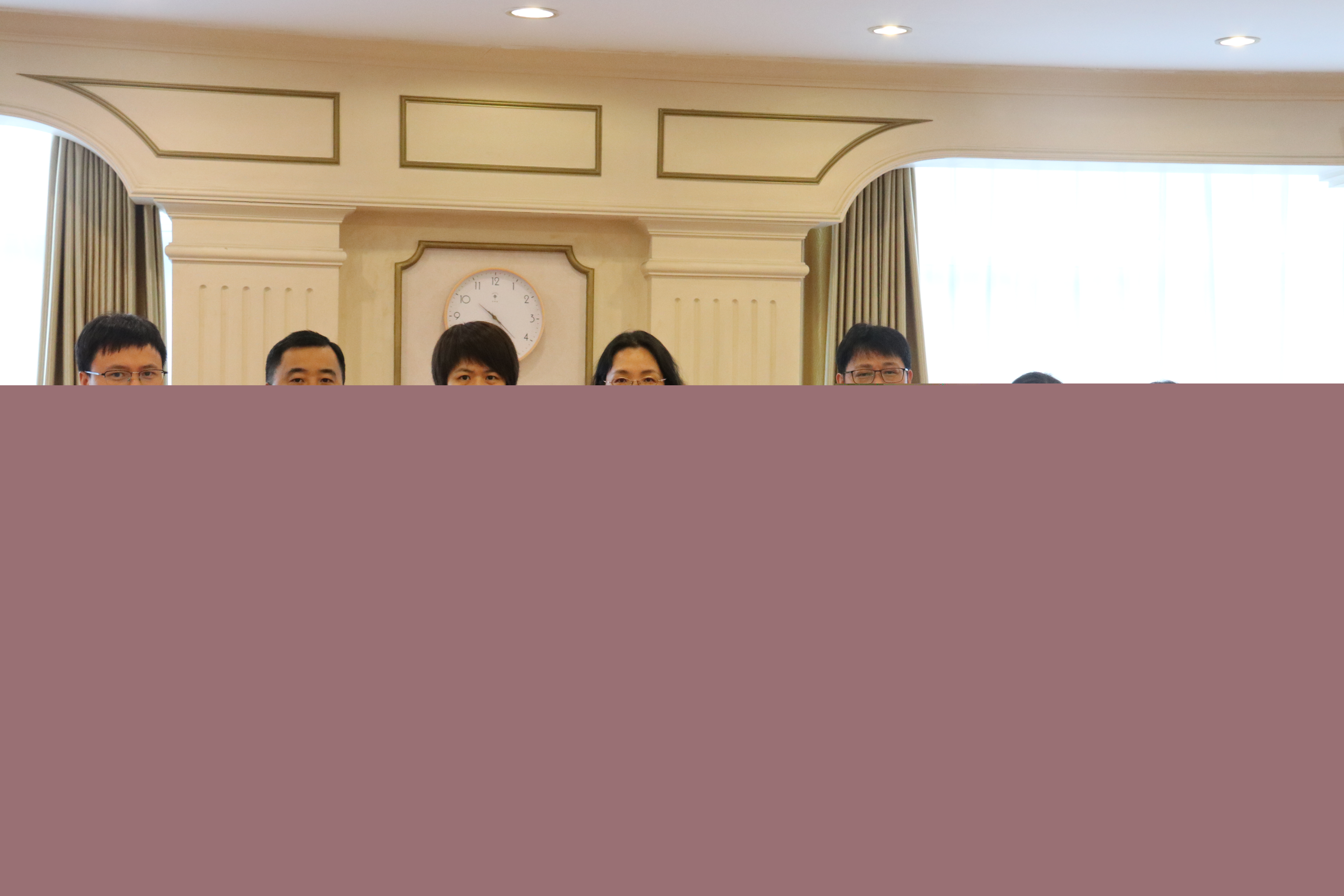 上海市司法局一行來上海外國語大學(xué)調(diào)研交流